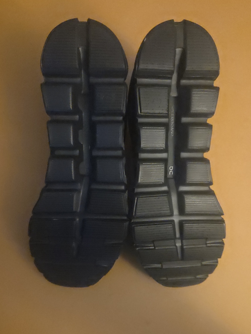 On Running Walking Sneakers Cloud 6 Men Size 11 - Picture 5 of 12
